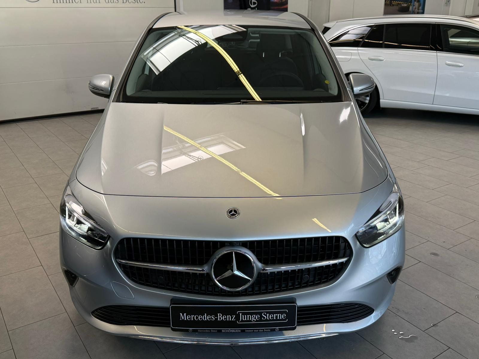 Mercedes-Benz B 200 d PROGRESSIVE ADV. KAMERA+LED+EASYPACK+DAB imagem 2