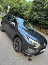 Toyota RAV4 Hybrid 2.5 Lounge | 02/2024 | 10.400 - gebrauchte Toyota RAV 4 aus dem Jahr 2024
