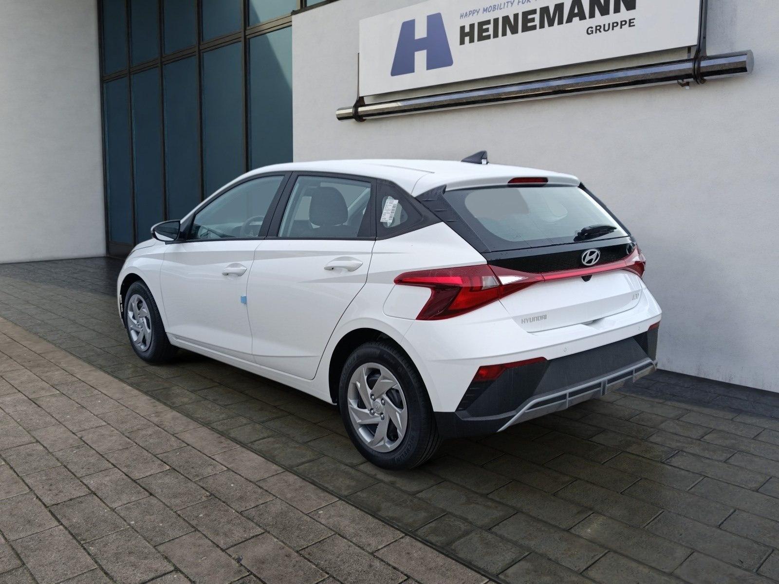Hyundai i20 FL 1.2 5-MT Select -Funktionspaket-NAVI-KAME