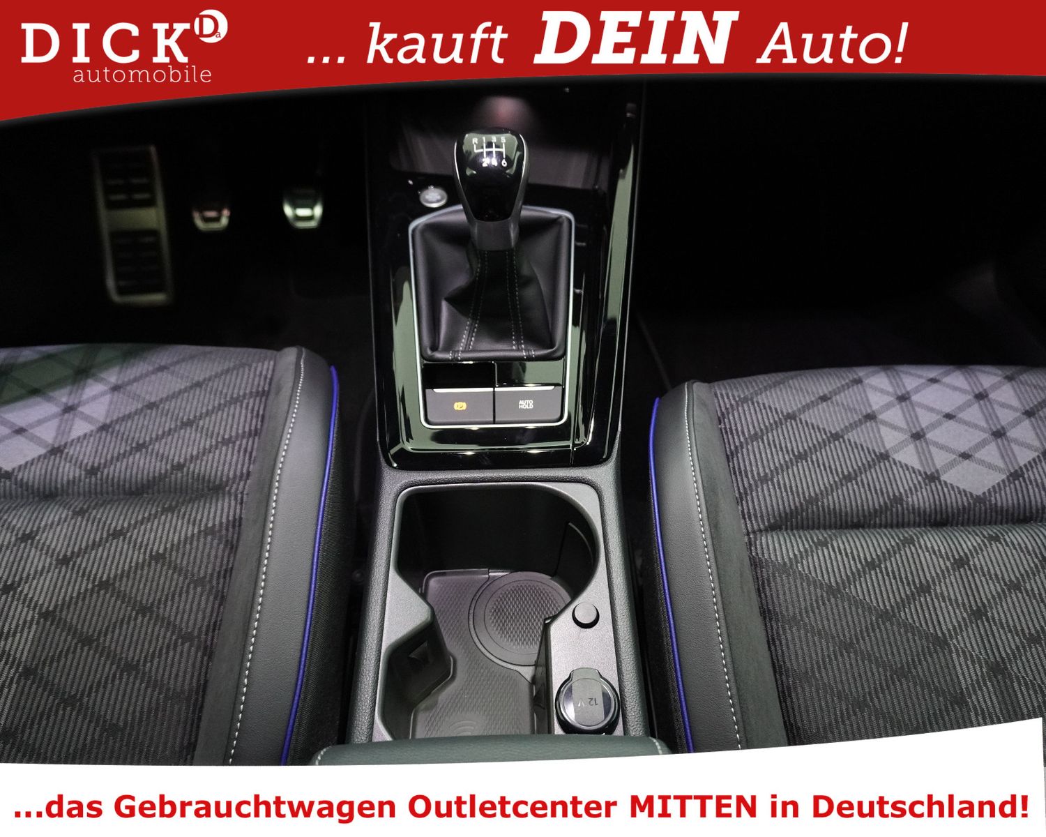 Fahrzeugabbildung Volkswagen Golf VIII 1.5 3X R-LINE+PANO+MATRI+360+HEAD+AHK+