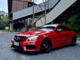 Mercedes-Benz E 500 Coupé AMG Styling V8 Biturbo Harman Kardon