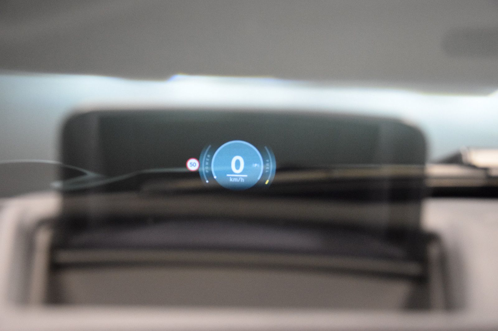 Fahrzeugabbildung MINI Cooper C John Cooper Works Trim HuD Pano 18 Zoll