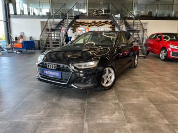 Audi A4 Avant 35 TDI *1.HAND*HUD*ACC*AHK*