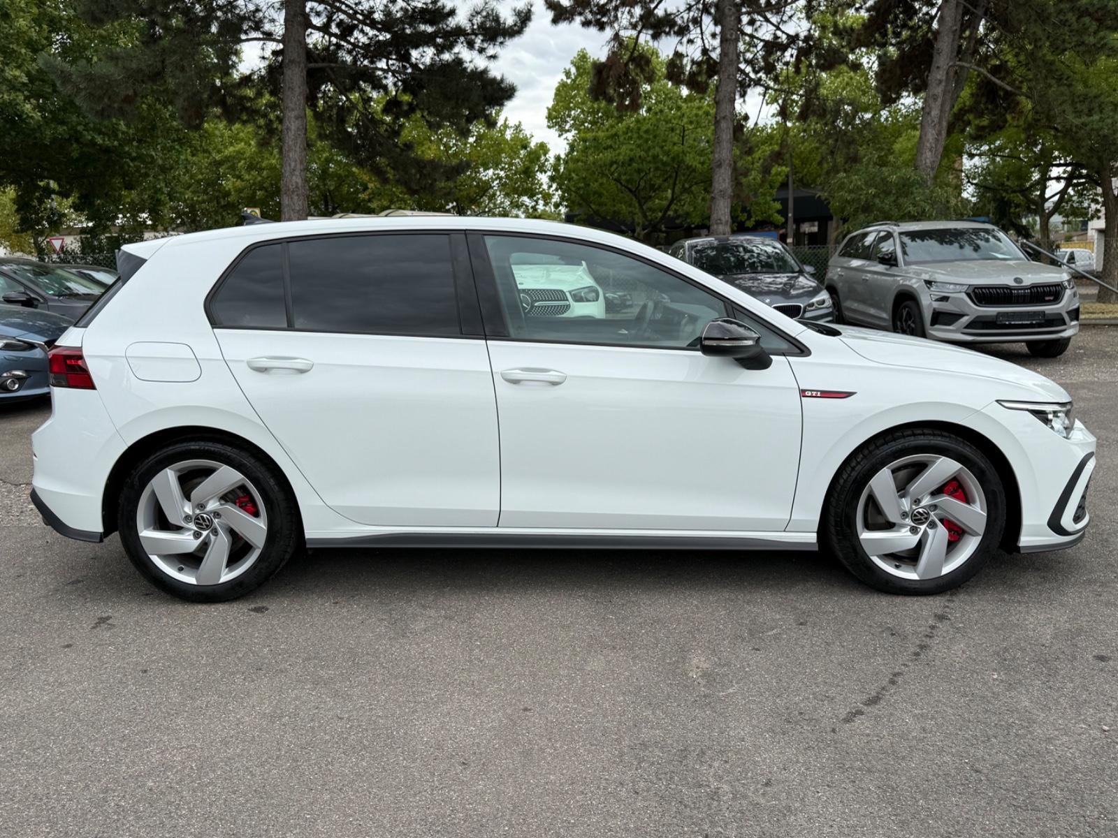 Volkswagen Golf VIII Lim. GTI, миниатюра 4