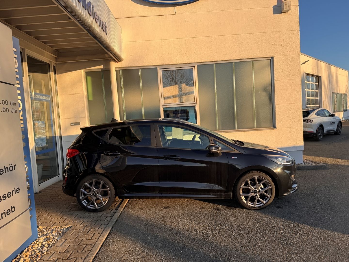 Ford Fiesta ST-Line+PDC+DAB+Winter Paket+LED+NAV+LMF imagem 3