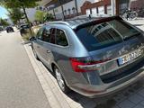 Skoda Superb 2.0 TSI 140kW DSG STYLE COMBI 66k - Skoda Superb: 1.6
