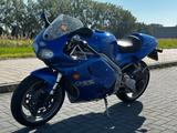 Triumph Daytona (t595) - TRIUMPH 2000