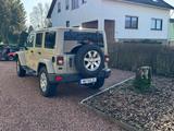 Jeep Wrangler 3.6l V6 Unlimited Sahara Automatik - Jeep Wrangler von privat