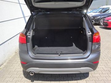 BMW X1 - 10