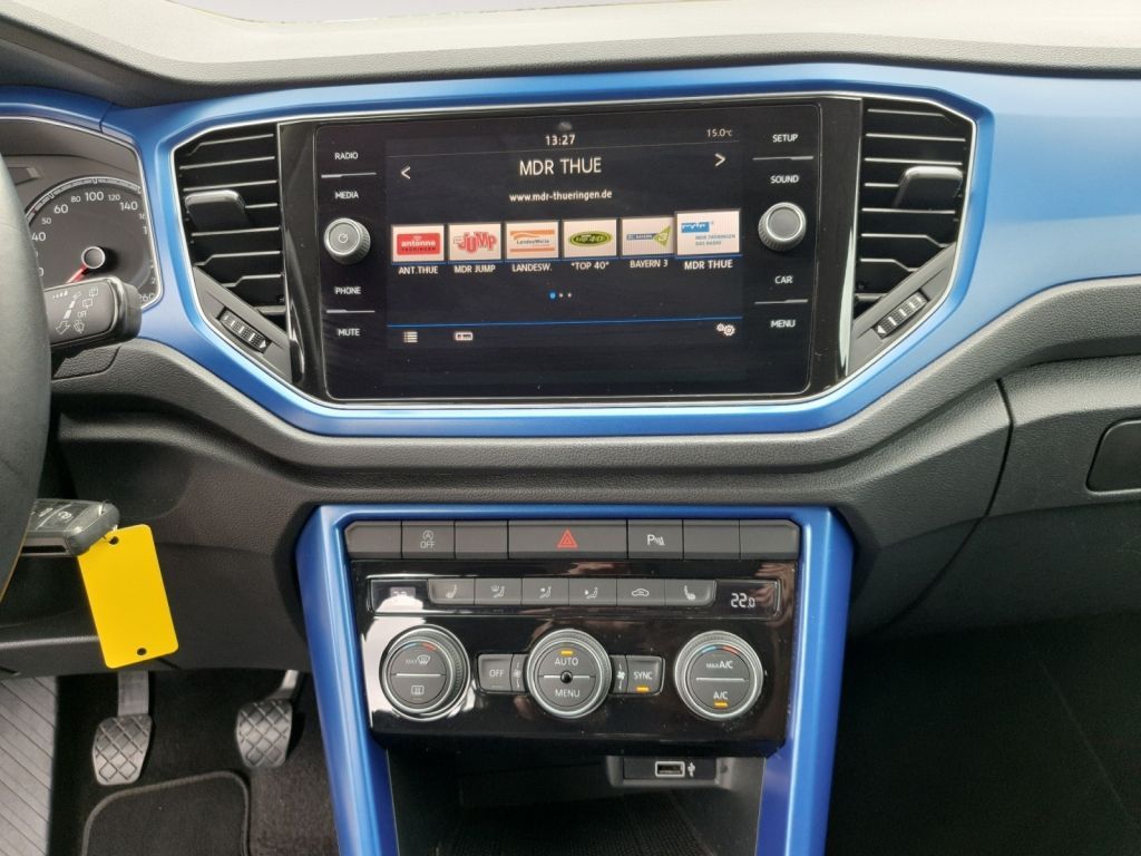 Fahrzeugabbildung Volkswagen T-Roc 1.5 TSI ACT Style Climatronic,NSW,PDC
