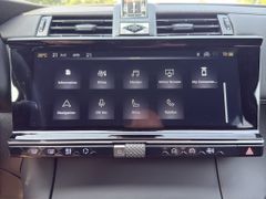 Fahrzeugabbildung DS Automobiles DS 7 BlueHDI 130 Aut. OPERA LEDER Panoramadach