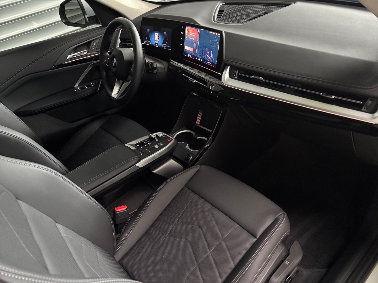 BMW X1 20 d xDrive xLine -- AHK/ ACC/ DrivingPlus foto 20