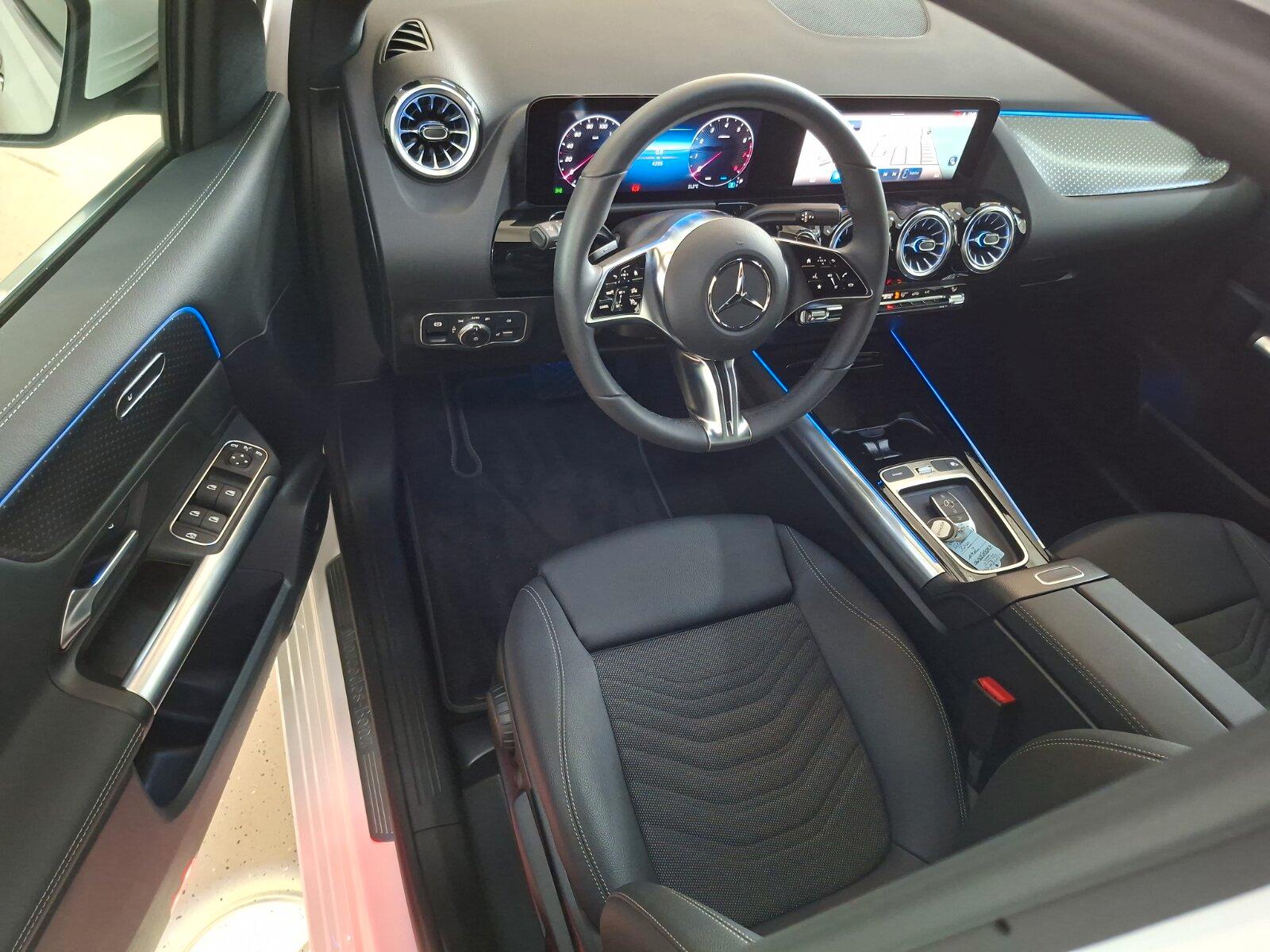 Mercedes-Benz B-Class Prog Distr RüCam LED WinterP AHK Totw, миниатюра 12