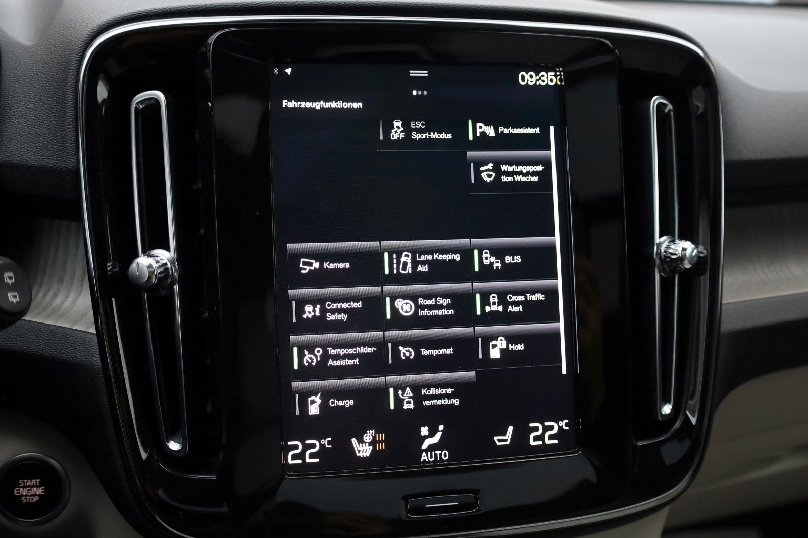 Fahrzeugabbildung Volvo XC40 T5 Inscription Leder,Navi,Kamera,Panora,AHK