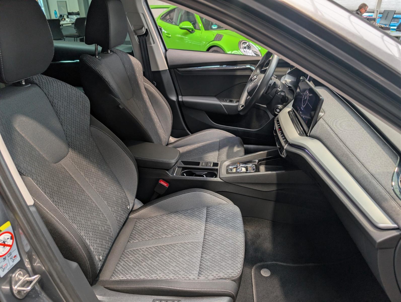 Skoda Octavia Combi 2.0 TDI DSG Style 1.Hand, миниатюра 13