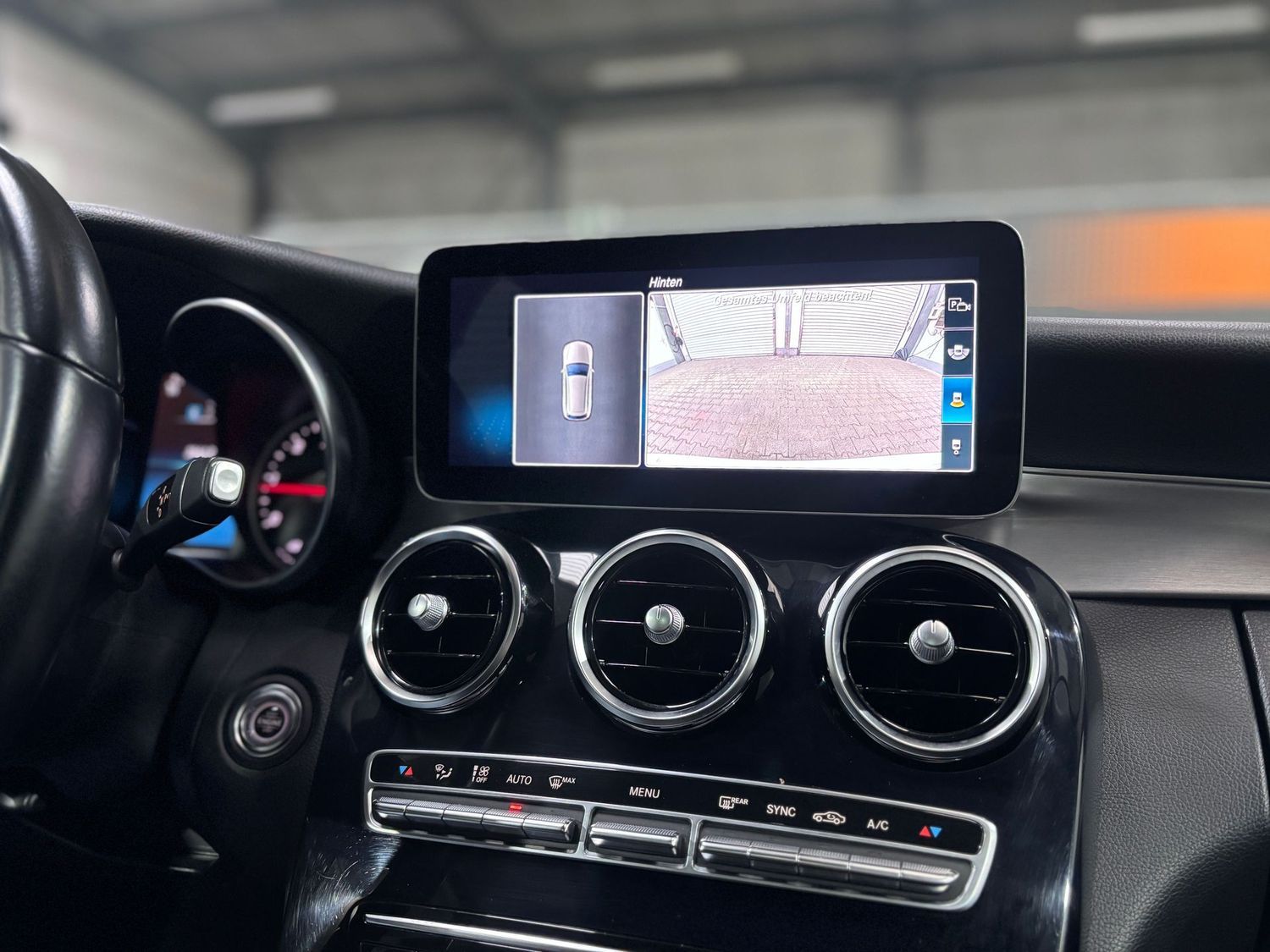 Fahrzeugabbildung Mercedes-Benz C 220 d 4Matic Avantgarde#Pano#LED#HUD#AHK#Kamer