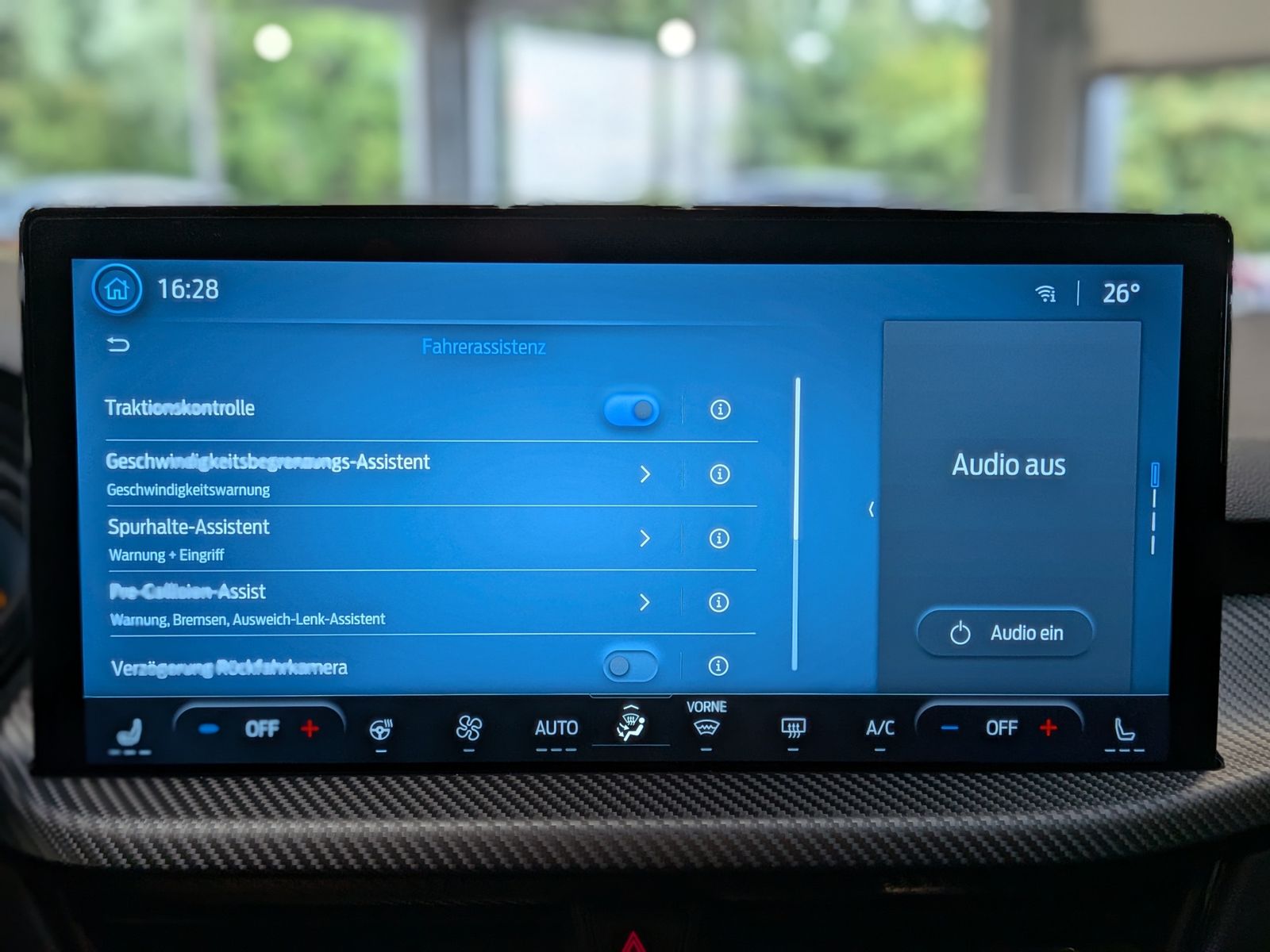 Fahrzeugabbildung Ford Kuga ST-Line X 1.5 EB Matrix HUD B&O ACC 360°