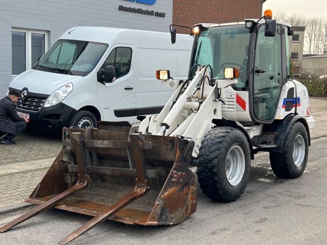 Volvo L25F-P GERMAN*4in1 Schaufel*Palettengabel