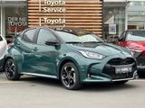 Toyota Yaris Style PLUS 130 PS Hybrid | PDC | LED - Toyota Yaris: Grün