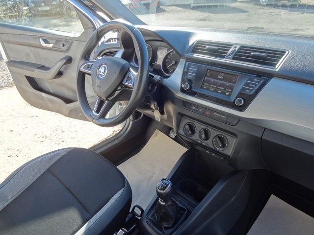 Fahrzeugabbildung Skoda Fabia Combi Ambition/65TKM/1.Hd/PDC/Klima