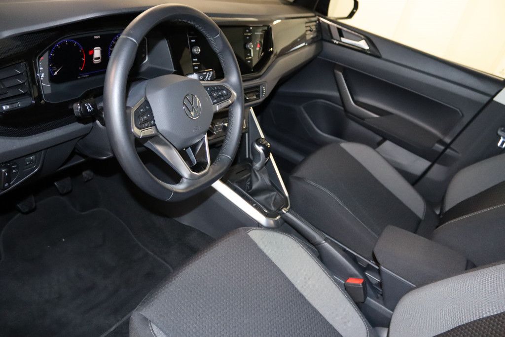 Fahrzeugabbildung Volkswagen Polo 1.0 Life-Navi-LED-Virtual-Kamera-Apps-