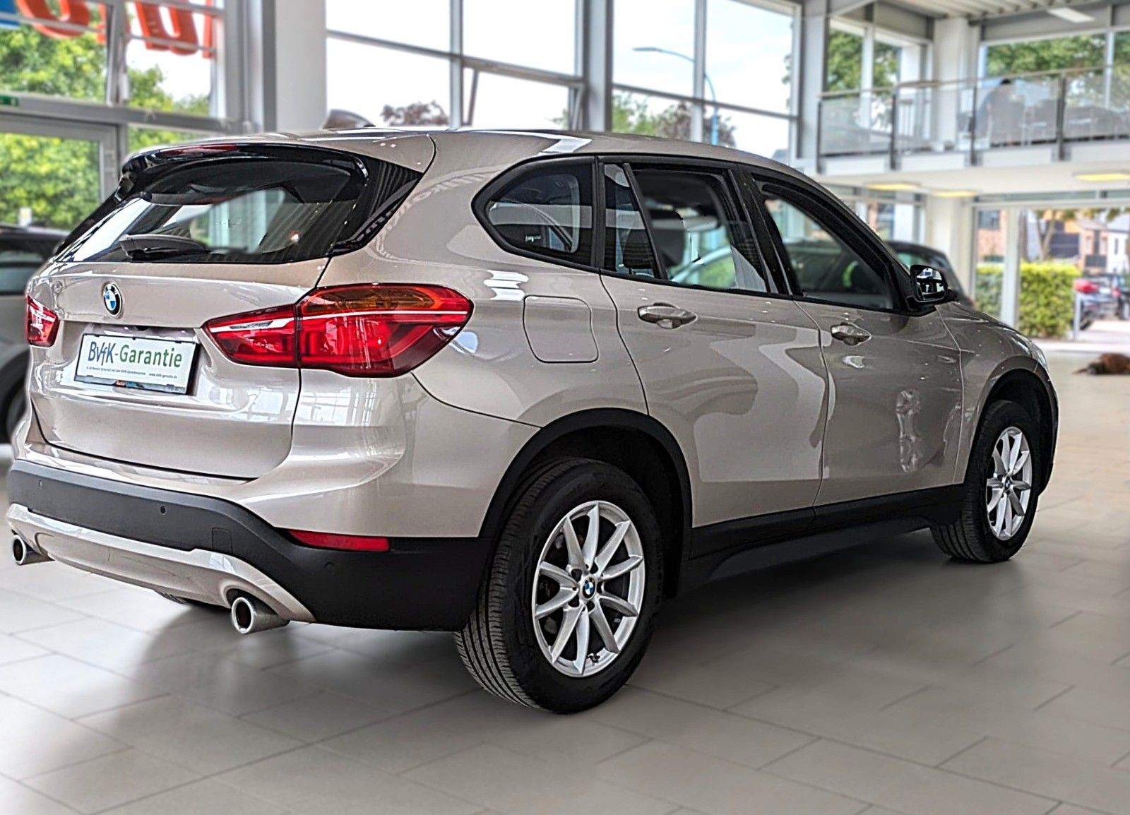 BMW X1 sDrive 18 d AUT. NAVI SITZH. 1.Hd SCHECKH.BMW foto 9