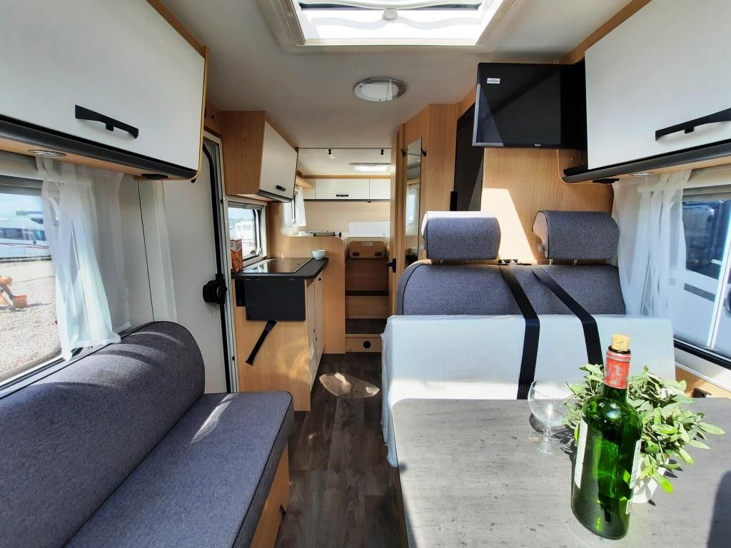Fahrzeugabbildung Sunlight V 67S ADVENTURE EDITION Verfüg./Sparen Sie 2.526