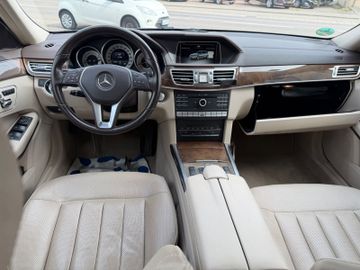 Mercedes E 350 - 10