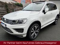 Volkswagen Touareg 3.0 V6 TDI Executive R-Line AHK Sonderm.
