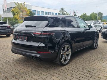 Porsche Cayenne - 6