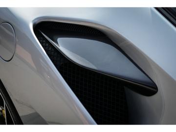 صورة مصغرة 13 لـ 2020 Ferrari F8