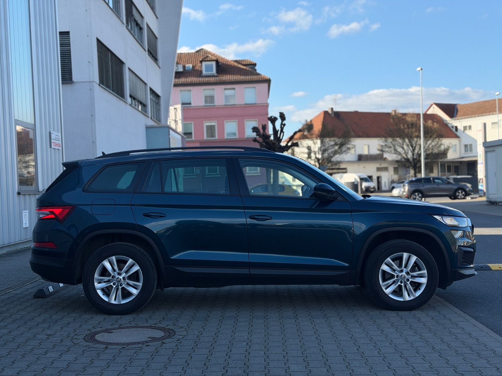 Skoda Kodiaq DSG Ambition LED Pano Ambilight foto 14