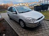 Ford Focus Turnier 1.6 Benzin nur 75.858 k... - gebrauchte Ford Focus aus dem Jahr 2002