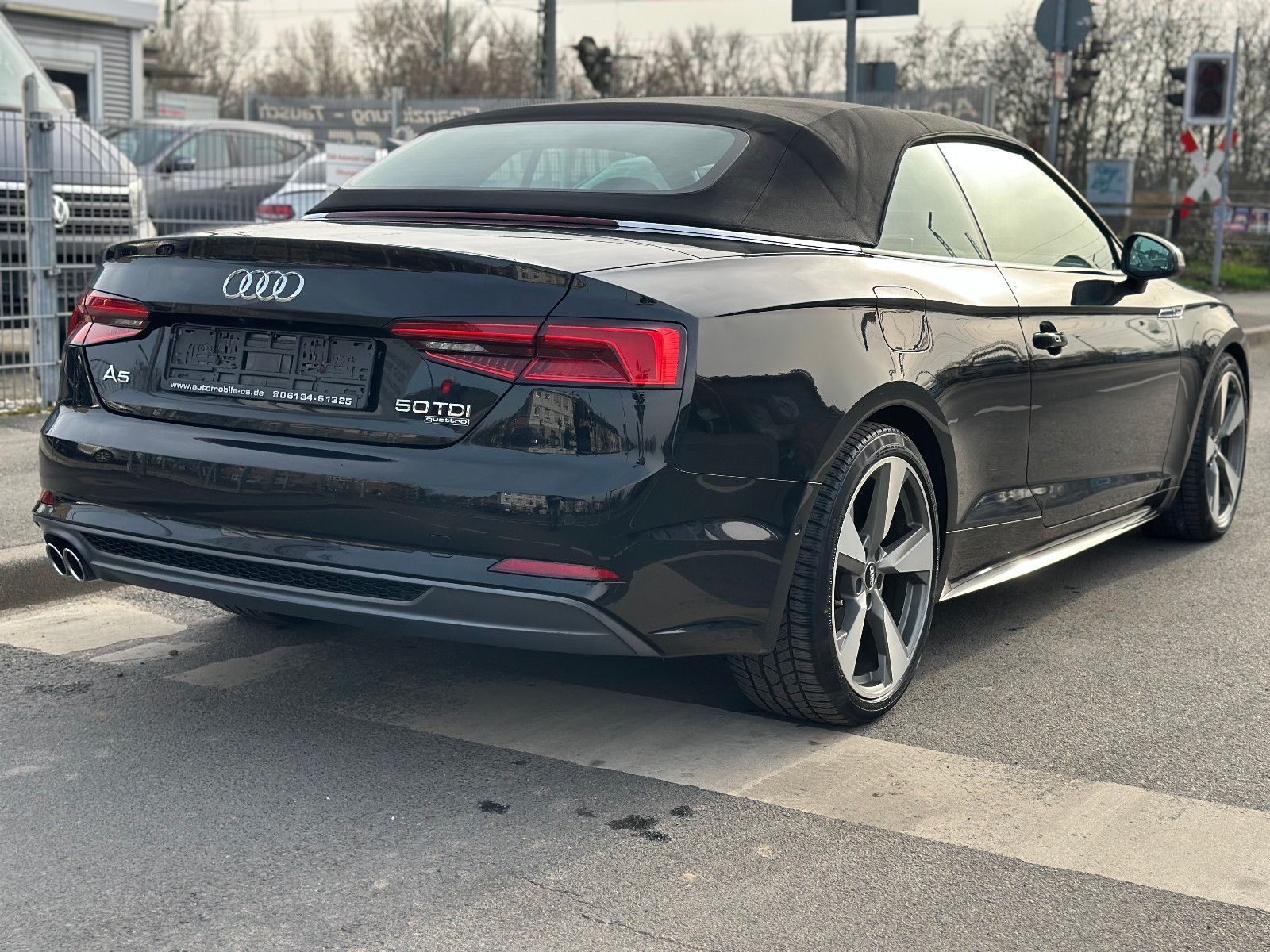Fahrzeugabbildung Audi A5 CABRIO 3.0 TDI QUATTRO S LINE SPORT*MATRIX