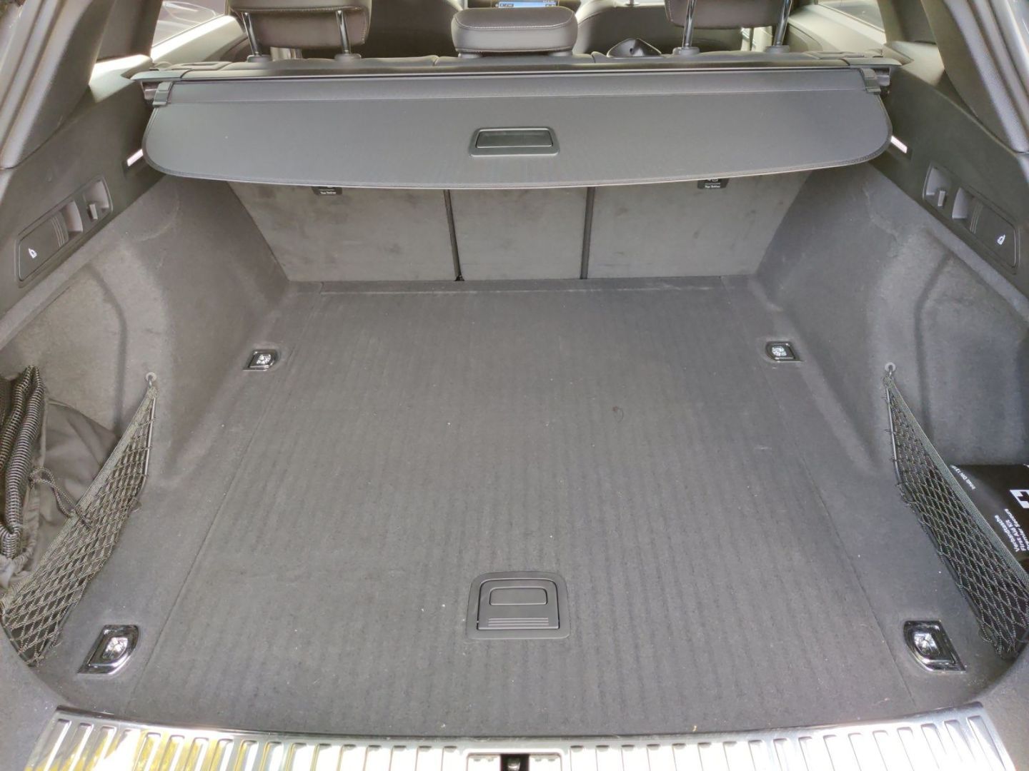 Fahrzeugabbildung Audi Q8 e-tron S line 50 quattro