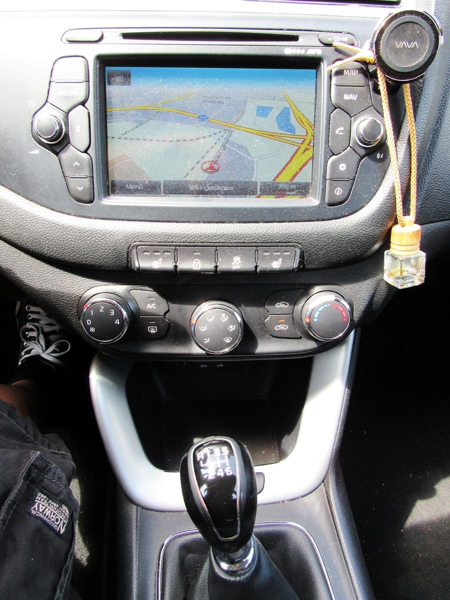 Kia cee'd 2012 — photo 13