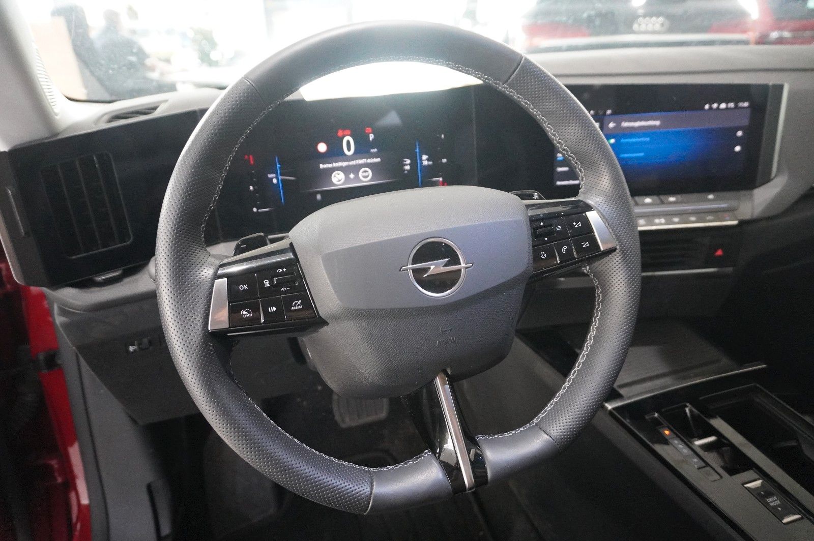 Fahrzeugabbildung Opel Astra L Lim. 1.2T ELEGANCE NAVI/LED/KAMERA/SPORT