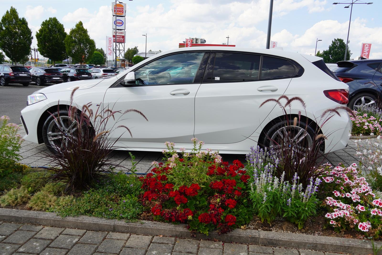 BMW 118 i M Sport Klimaaut. LED Navi PDC Tempomat USB, миниатюра 5