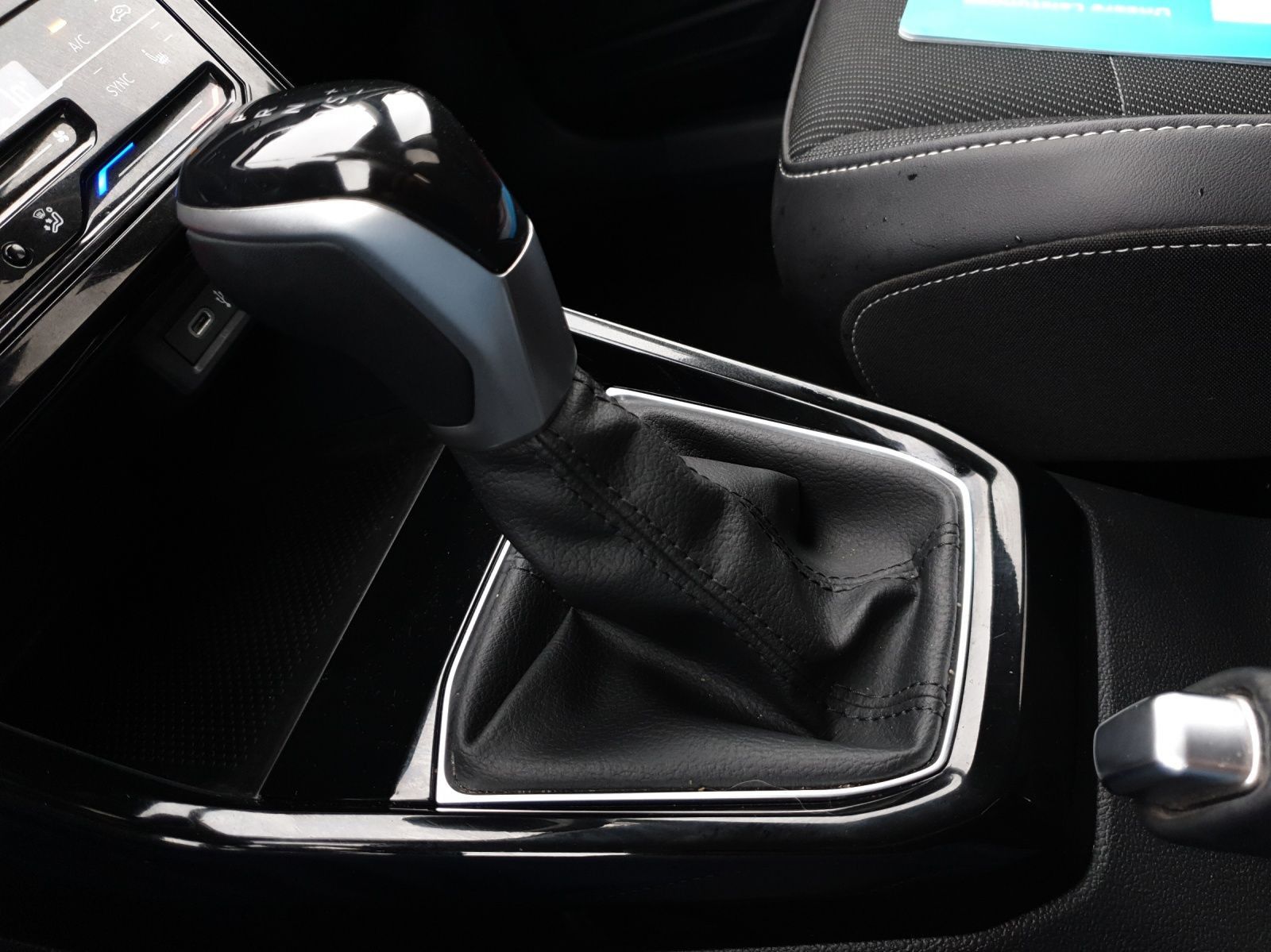 Volkswagen T-Cross - Bild 12