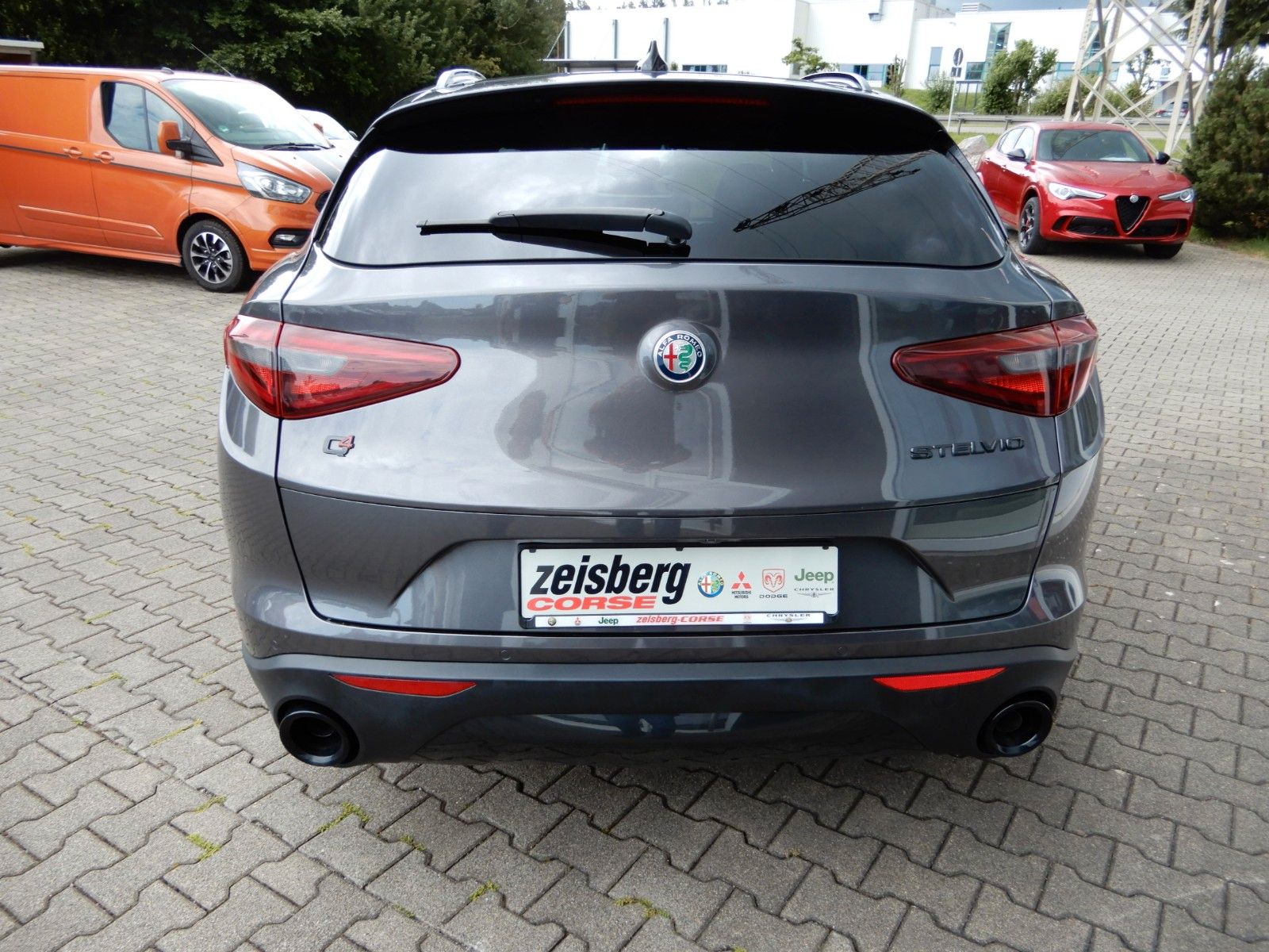 Fahrzeugabbildung Alfa Romeo Stelvio 2.2 Di B-Tech Q4 Navi Leder braun Pano