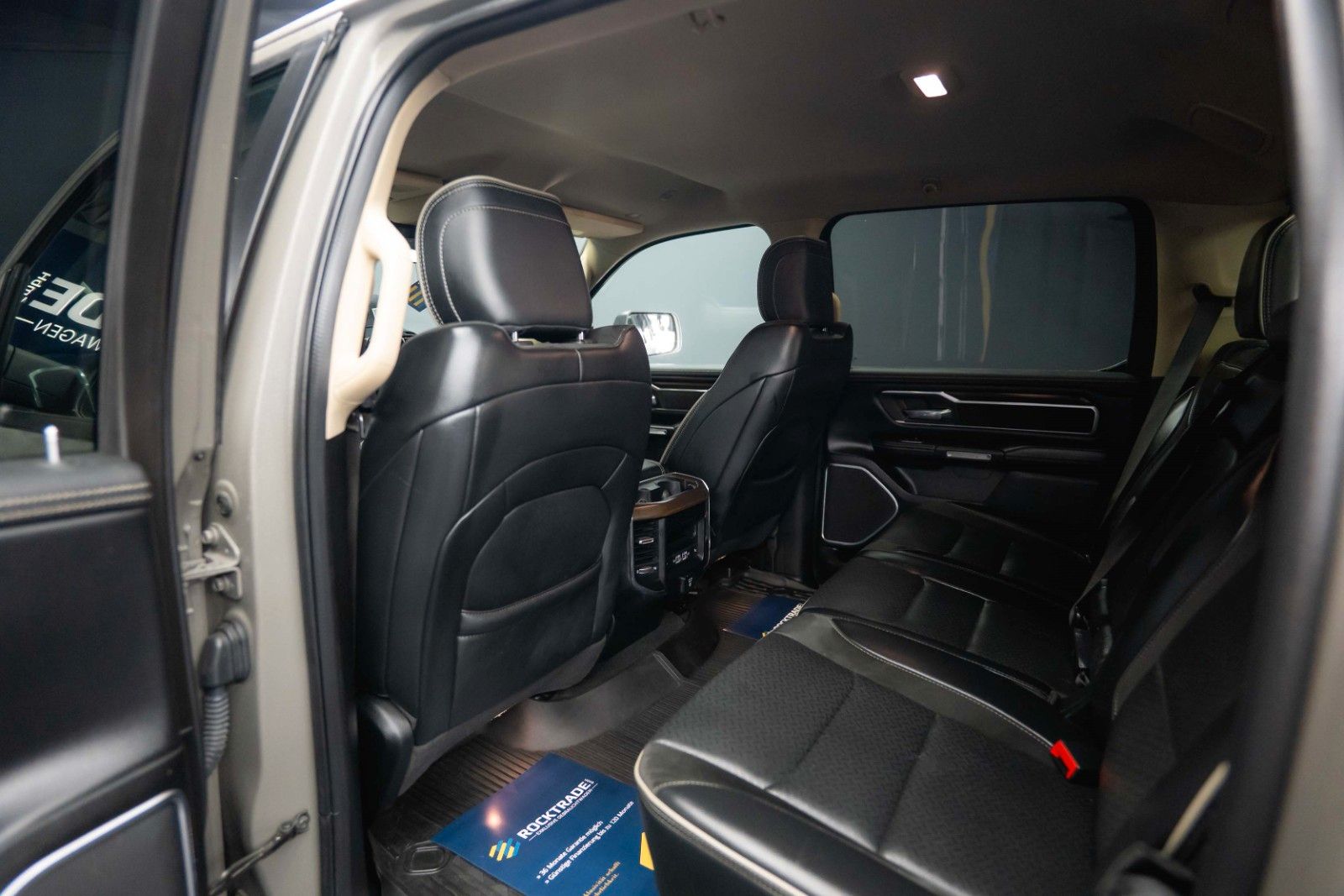 Fahrzeugabbildung Dodge RAM 5.7 V8 HEMI 4x4 OFFROAD Night LARAMIE RAPTOR