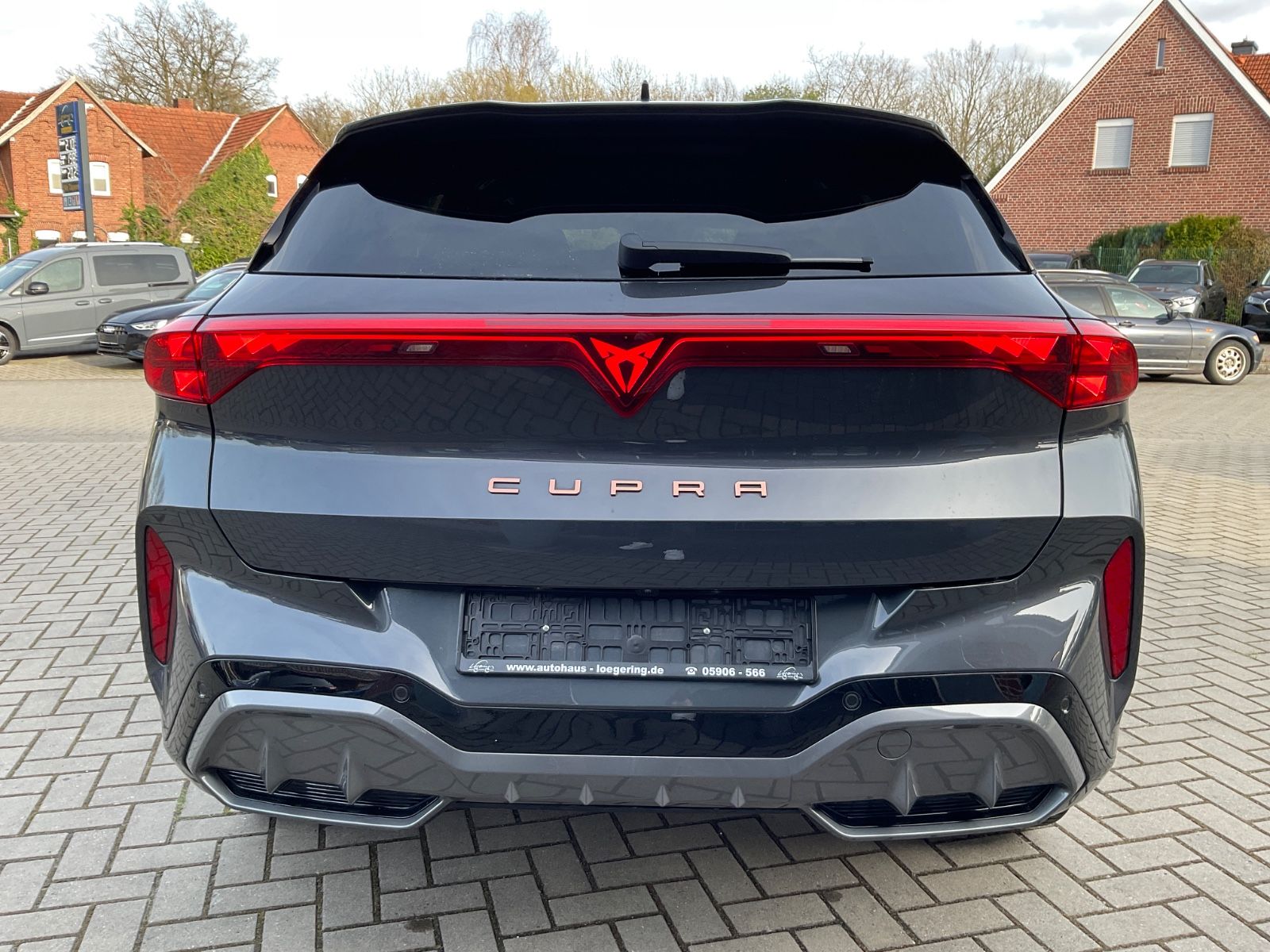 Fahrzeugabbildung CUPRA Terramar 1.5 eTSI DSG,LED,ACC,Kamera,Headup,Navi