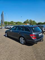 Mercedes-Benz C 180 K T BlueEFFICIENCY - - Mercedes-Benz mit LPG-Antrieb: Kombi