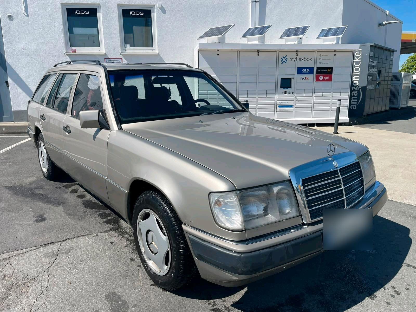Mercedes-Benz E 300