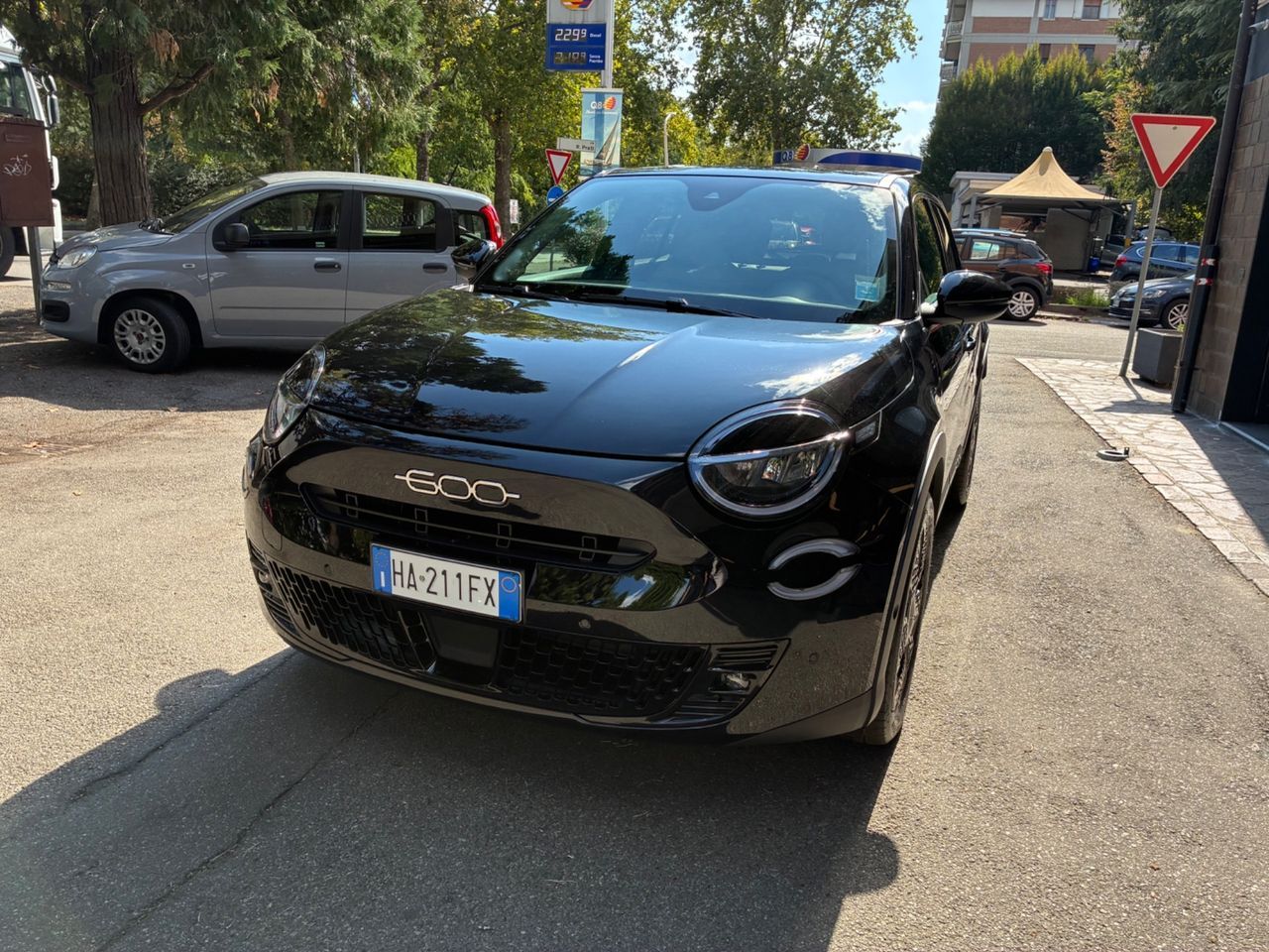 Fiat 600 Hybrid 110 CV DCT MHEV La Prima II imagem 2