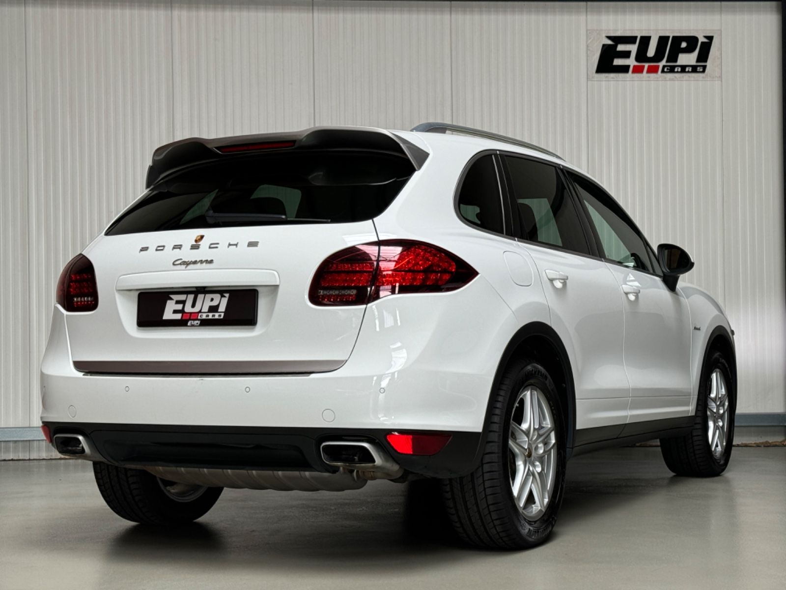 Fahrzeugabbildung Porsche Cayenne Diesel Platinum Edition/Approved 11.2025