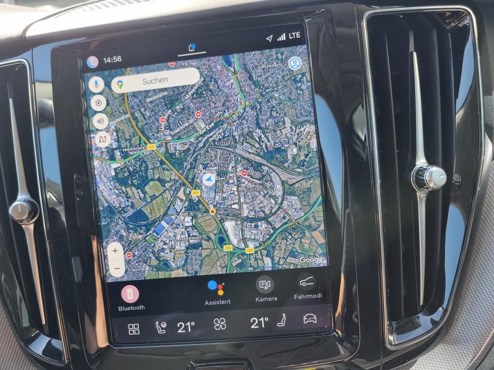 Fahrzeugabbildung Volvo XC60 B5 AWD Plus Dark 'ACC, AHK, CTA, BLIS'