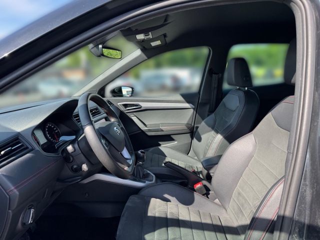 Arona FR 1.0 TGI LED Navi Kamera Full Link 18''
