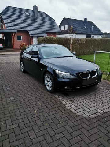 BMW 525d A -