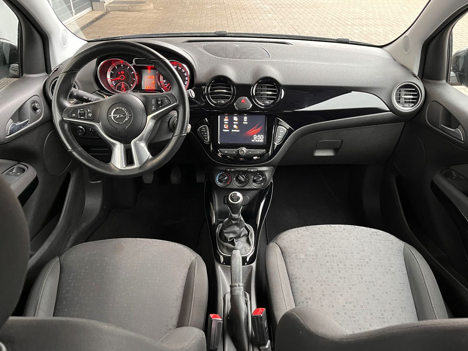 Fahrzeugabbildung Opel Adam Jam 1.4 87 PS Intellink
